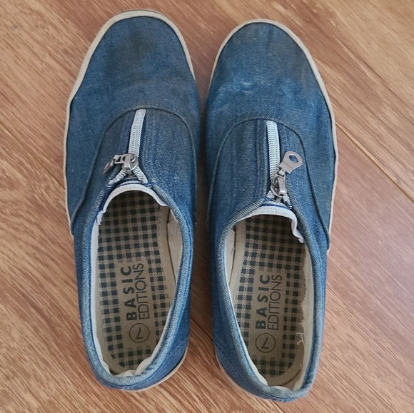 Slip On Sneakers - Picture 3 of 12